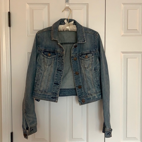 American Eagle Cropped Jean Jacket - Picture 1 of 6